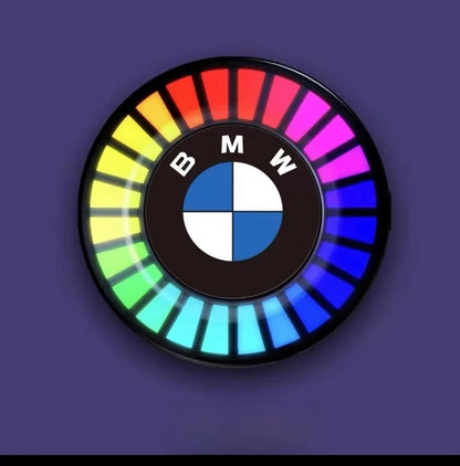 Musikalisk rytm LED-bilbelysning (med aromdiffusor)