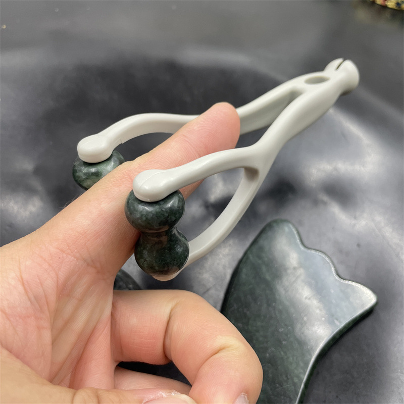 Massageset av natursten