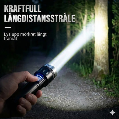 LED-ficklampa med digital display och zoom